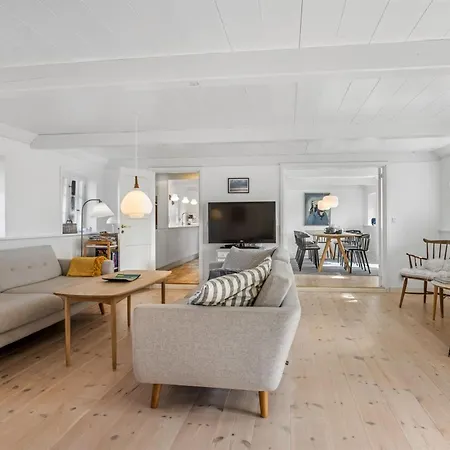 Holiday Eberta - 400m From The Sea In Ne Jutland By Interhome Laeso